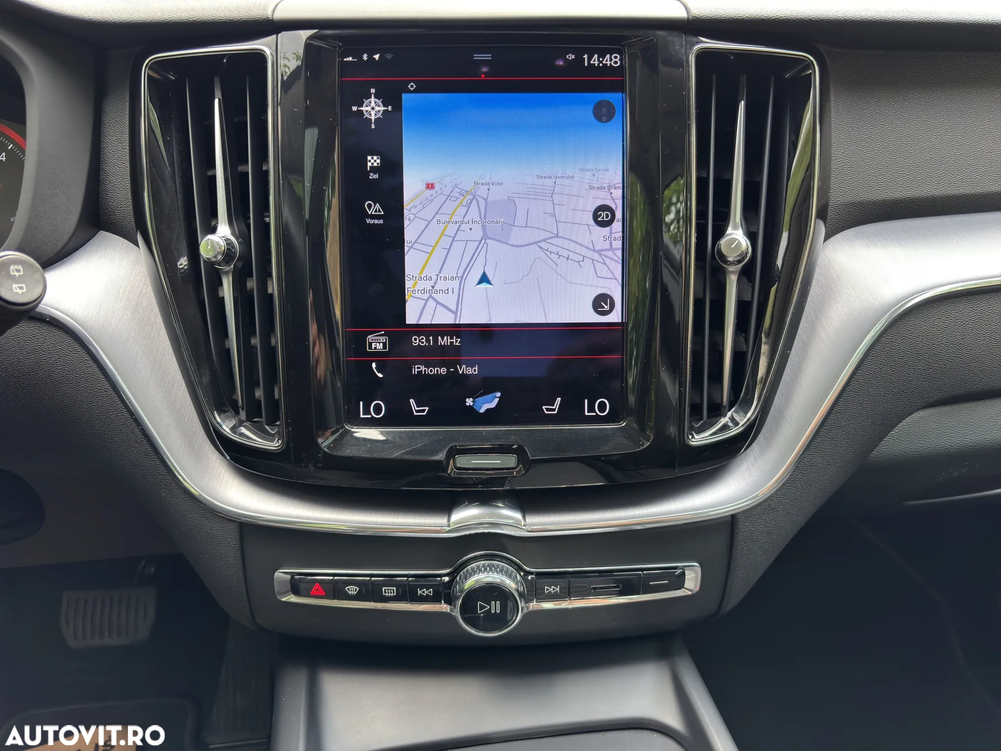Volvo XC 60 B4 D Geartronic Momentum Pro - 16