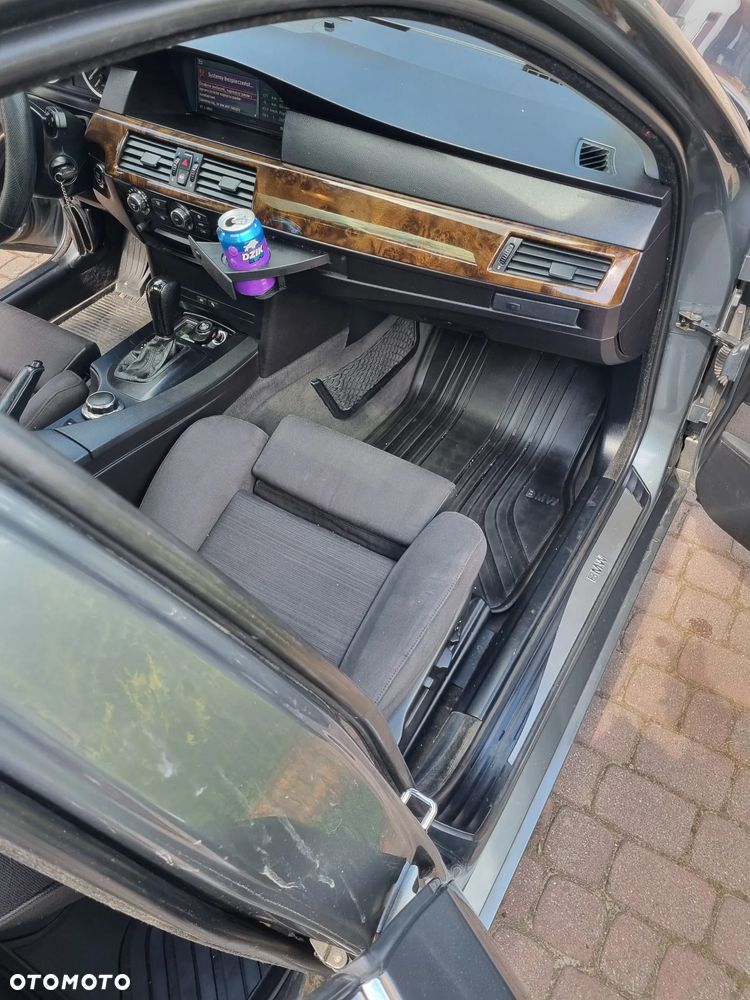 BMW Seria 5 - 21