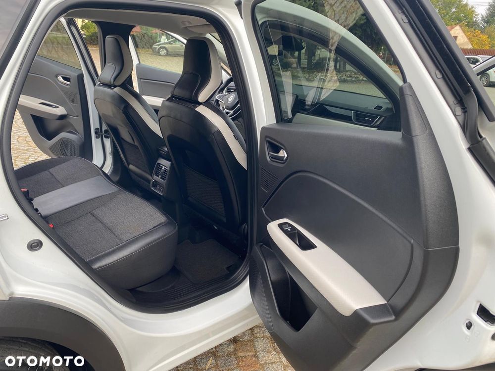 Renault Captur TCe 140 GPF BUSINESS EDITION - 34
