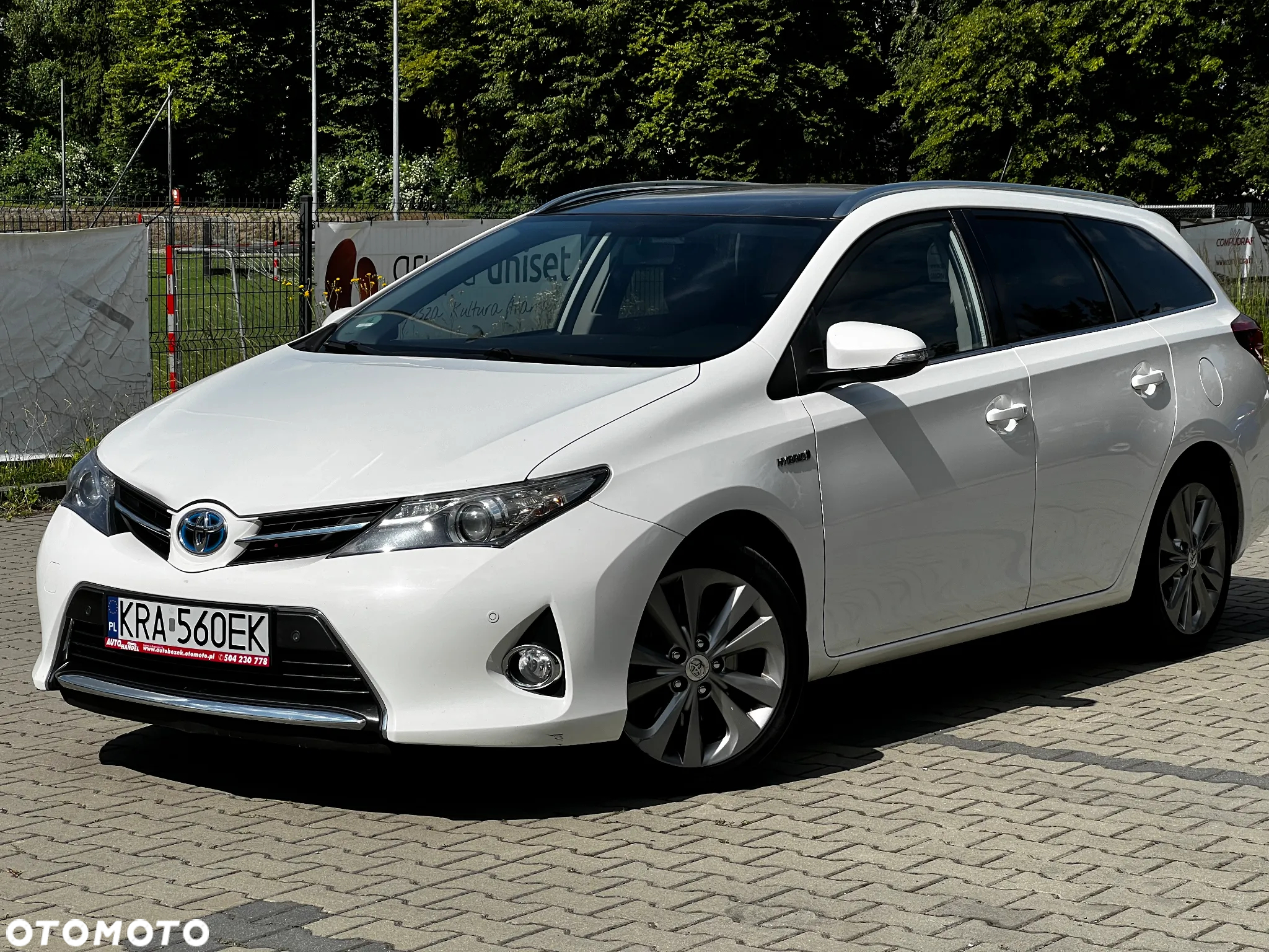 Toyota Auris 1.8 Hybrid Life - 30
