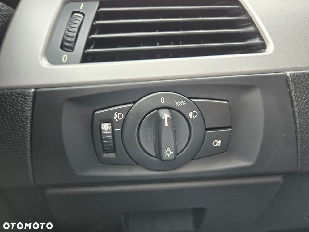 BMW Seria 3 - 22