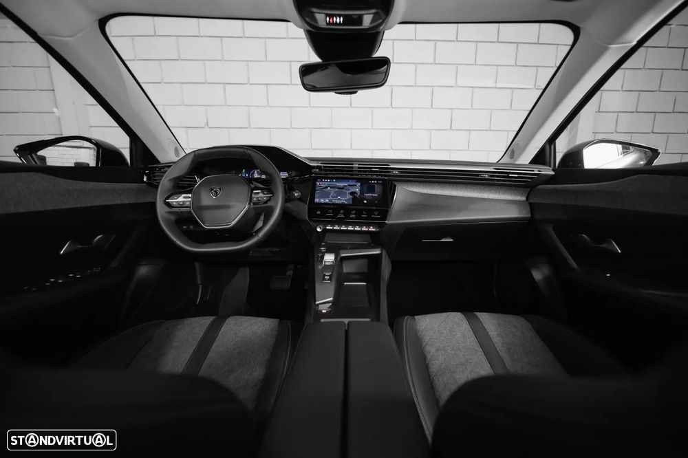 Peugeot 408 1.6 Hybrid Allure e-EAT8 — fotografia 27