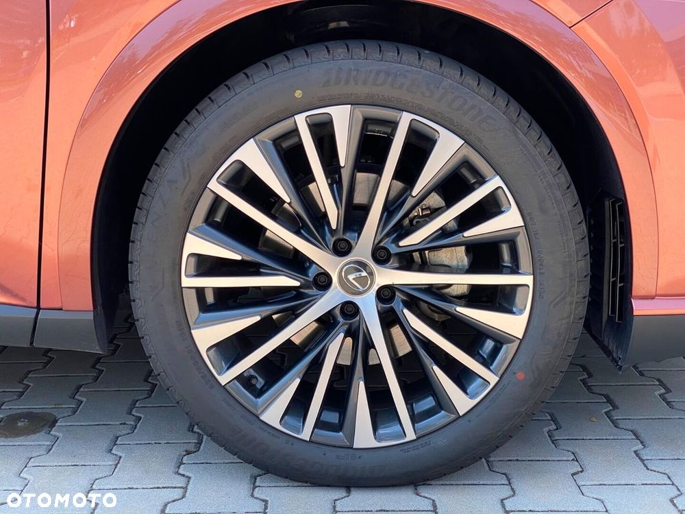Lexus RX 450h+ Prestige - 39