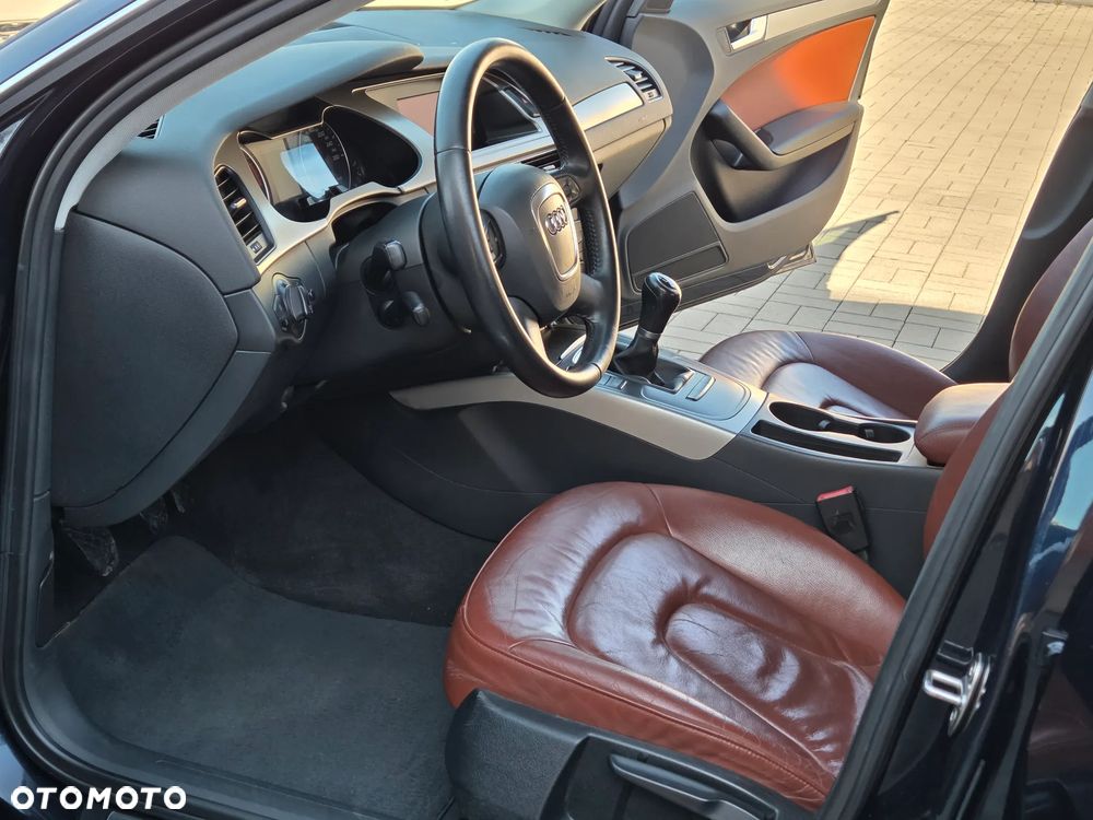 Audi A4 Avant 2.0 TFSI Ambiente - 29