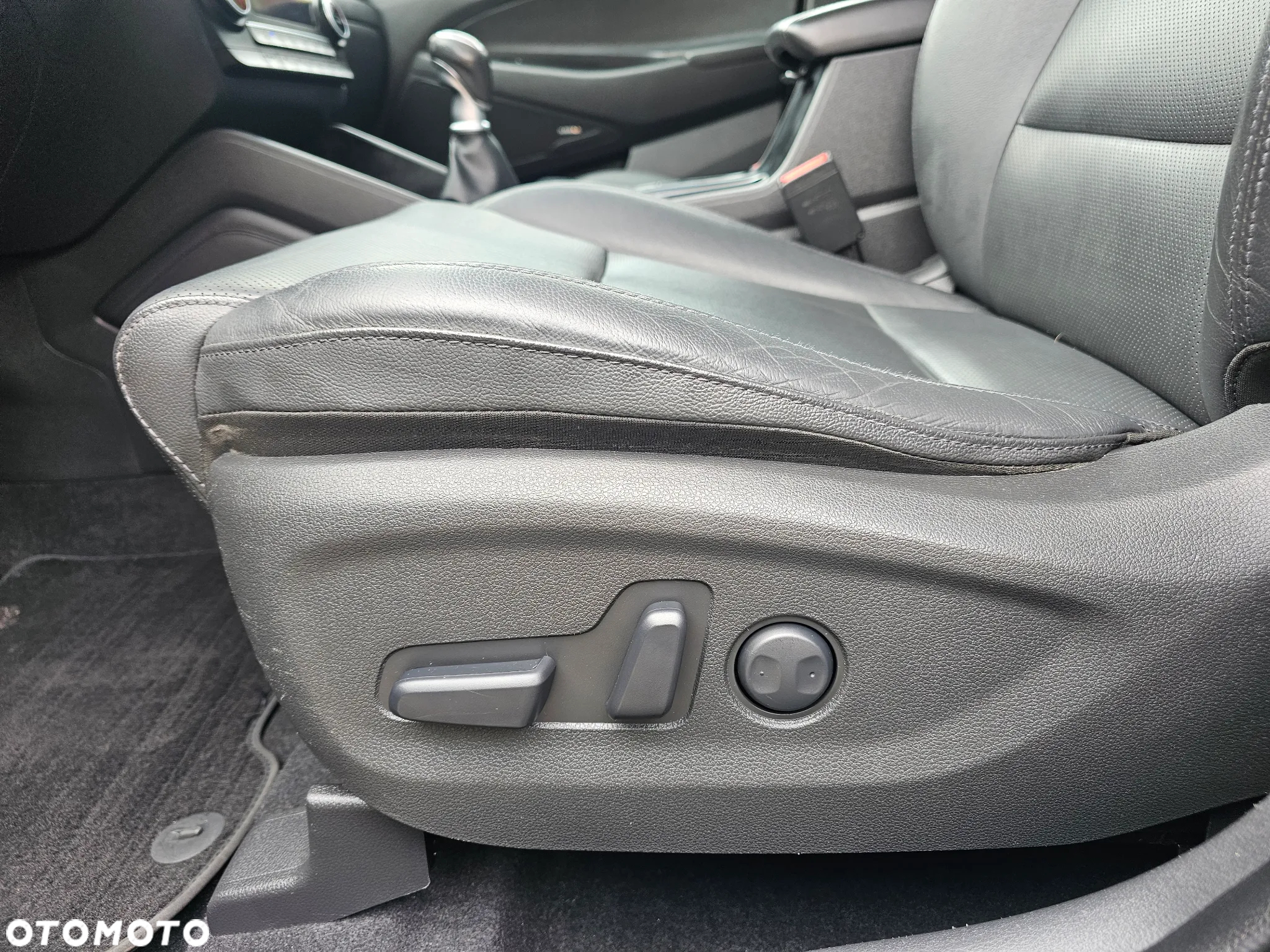 Hyundai Tucson 1.6 GDI BlueDrive GO 2WD - 31