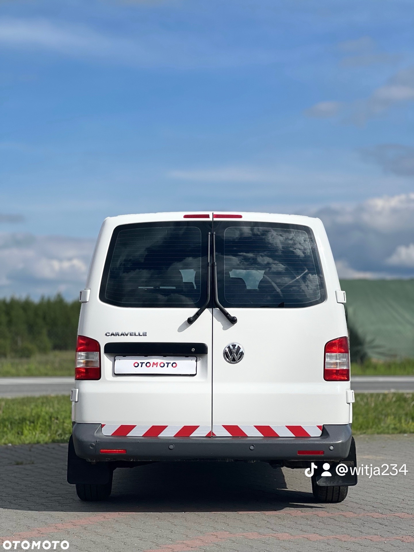 Volkswagen Caravelle BiTDI L1 Comfortline - 18