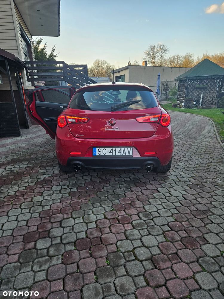 Alfa Romeo Giulietta - 2