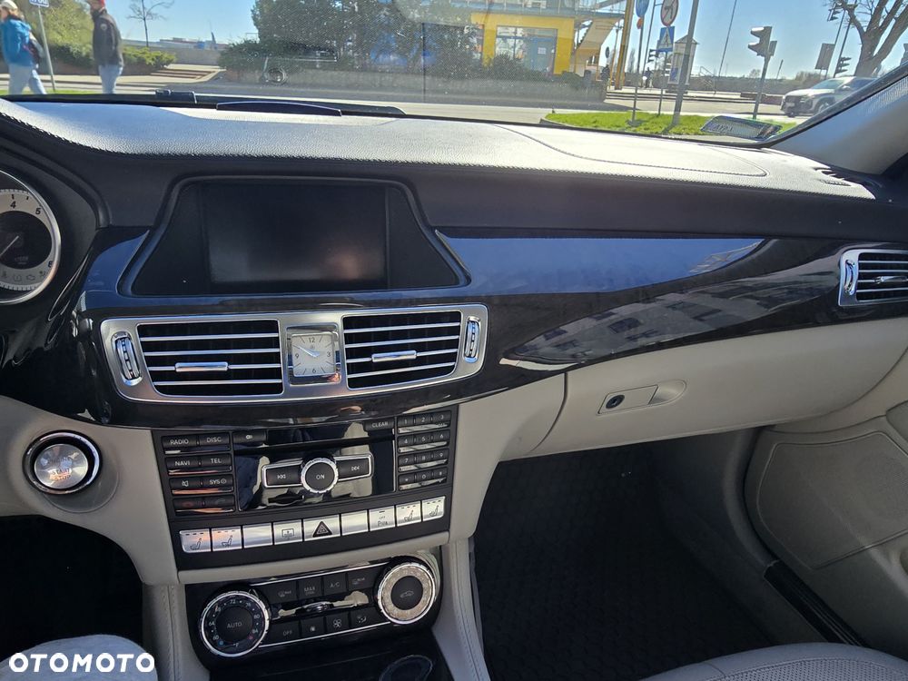 Mercedes-Benz CLS 500 4Matic BlueEFFICIENCY 7G-TRONIC - 20