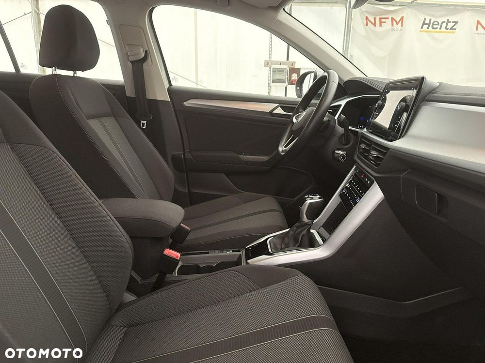 Volkswagen T-Roc - 22