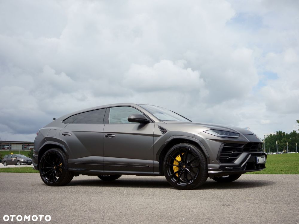 Lamborghini Urus - 7