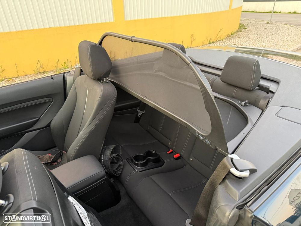 BMW 218 d Cabrio Line Sport - 6