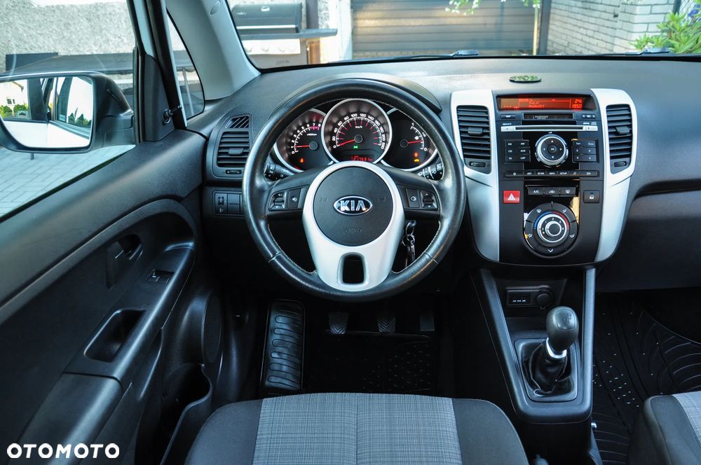 Kia Venga 1.4 S - 10