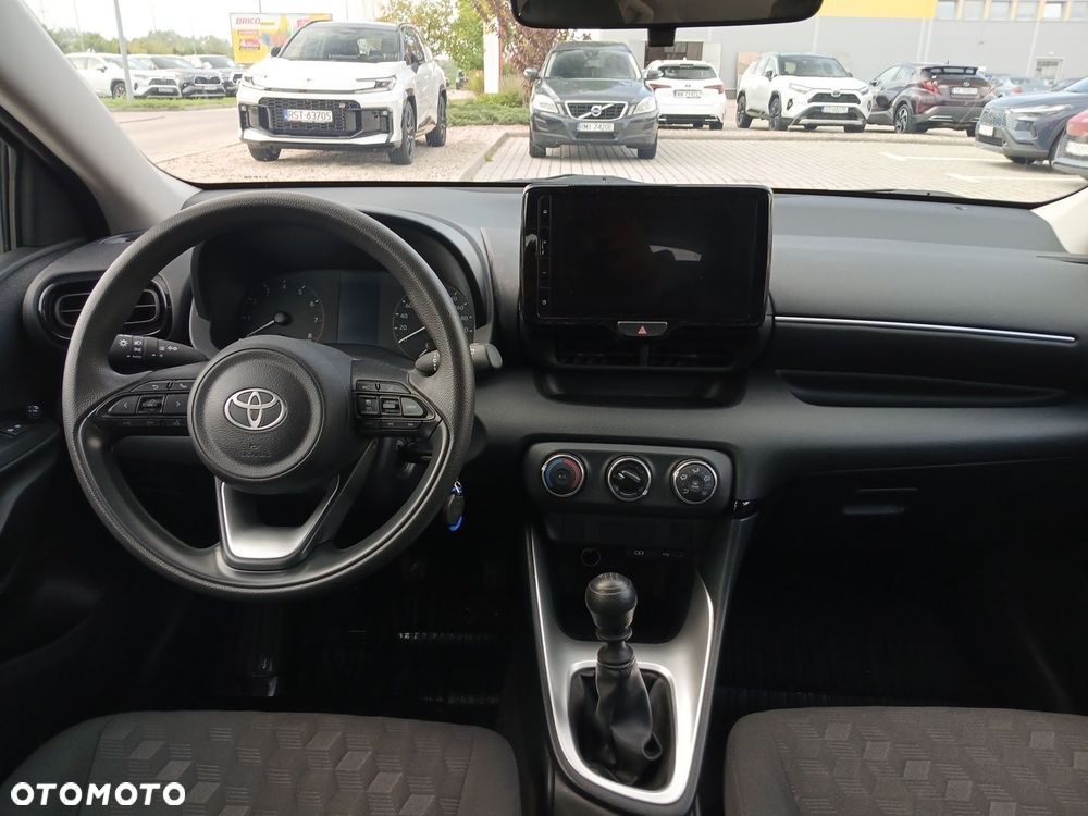 Toyota Yaris 1.5 Active - 11