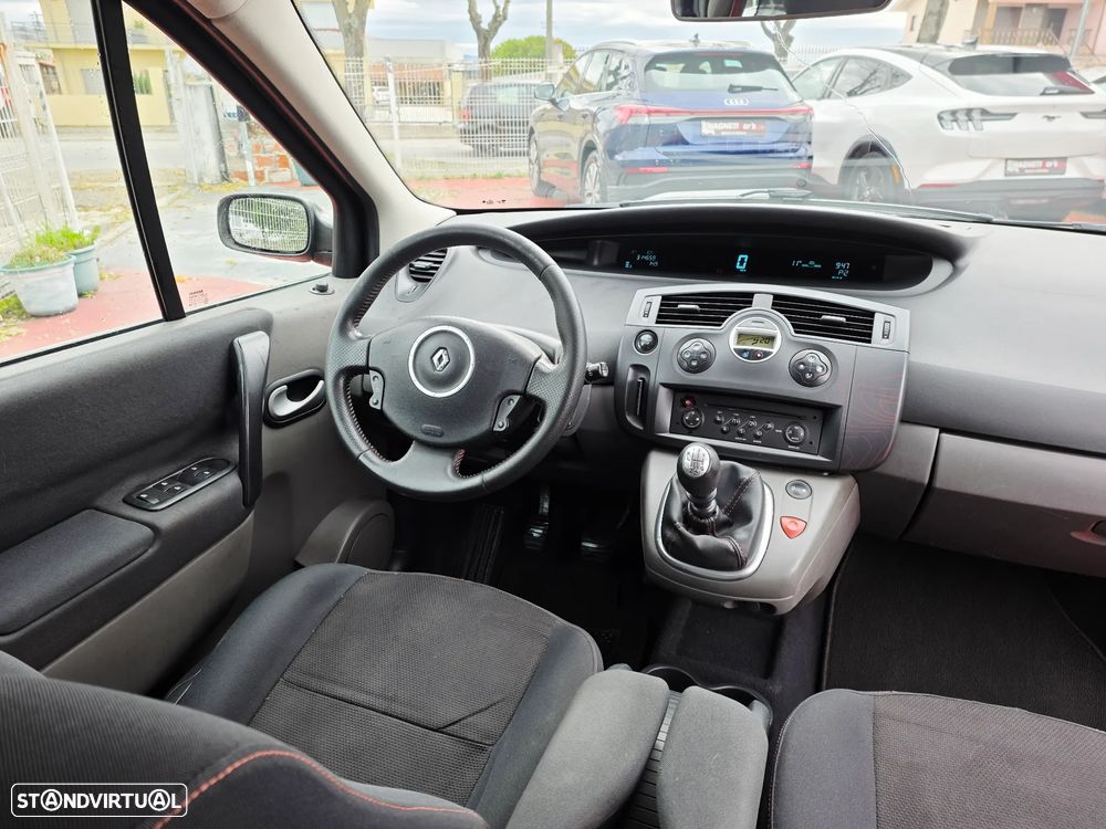 Renault Scénic 1.5 dCi Conquest - 16