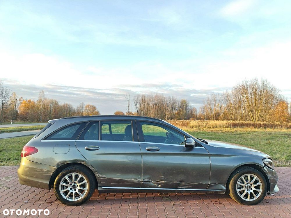 Mercedes-Benz Klasa C - 12