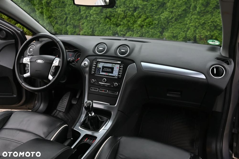 Ford Mondeo 2.0 TDCi Titanium - 28