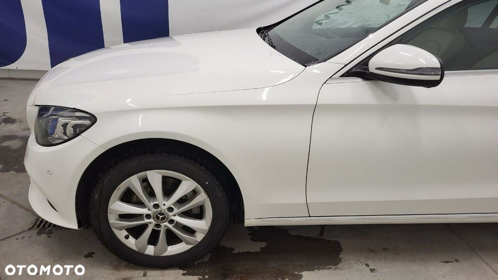 Mercedes-Benz Klasa C 200 4MATIC 9G-TRONIC - 10