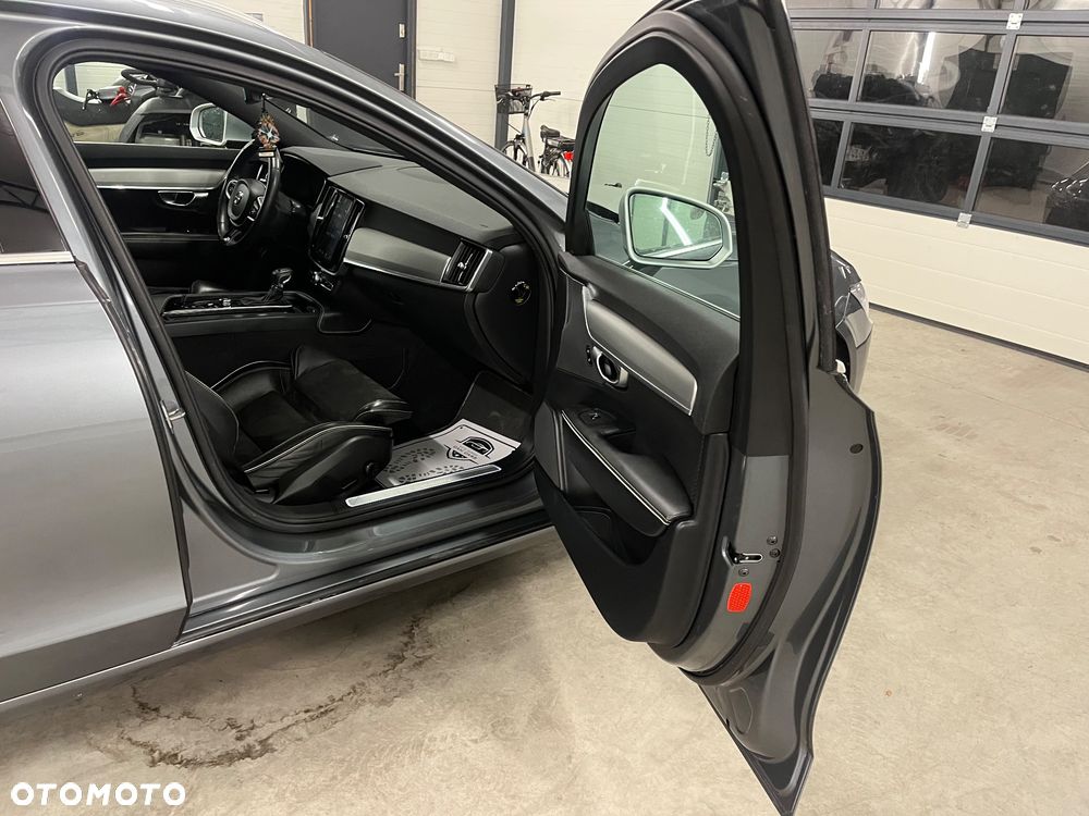 Volvo V90 D3 Geartronic R Design - 25