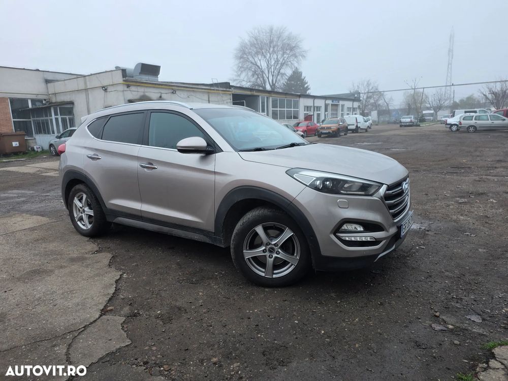 Hyundai Tucson 2.0 CRDI 4WD 6AT Luxury Pack+ - 2