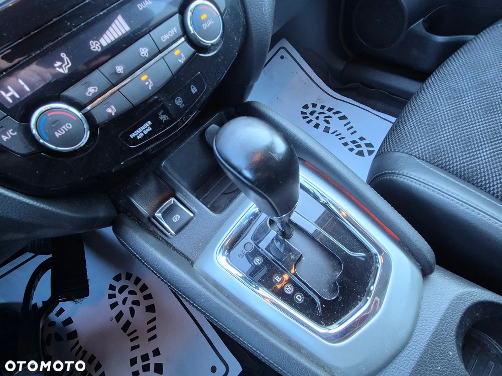 Nissan Qashqai - 36