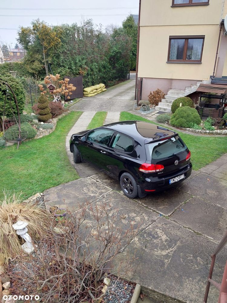 Volkswagen Golf - 10