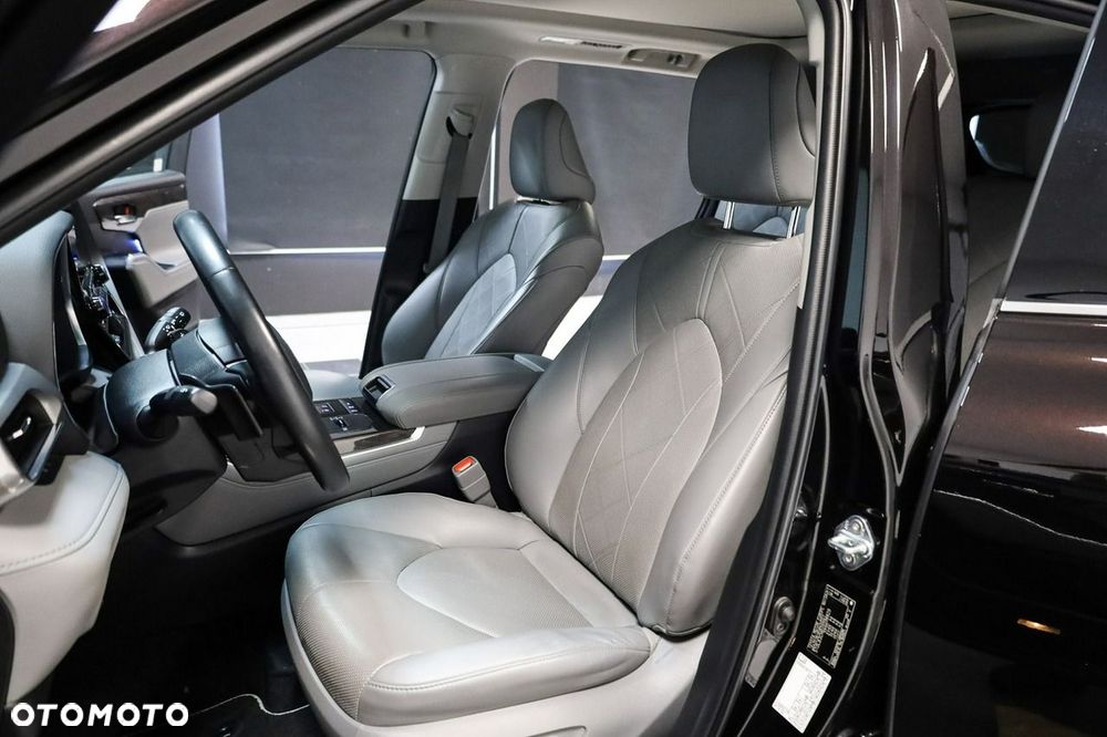 Toyota Highlander 2.5 Hybrid Executive - 16