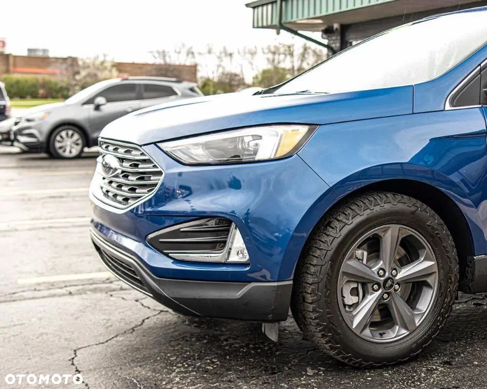 Ford Edge - 11