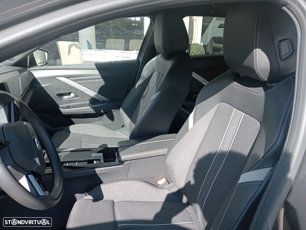 Opel Astra Sports Tourer - 5