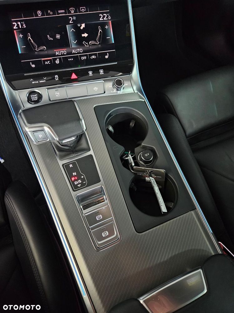 Audi A6 Avant - 29