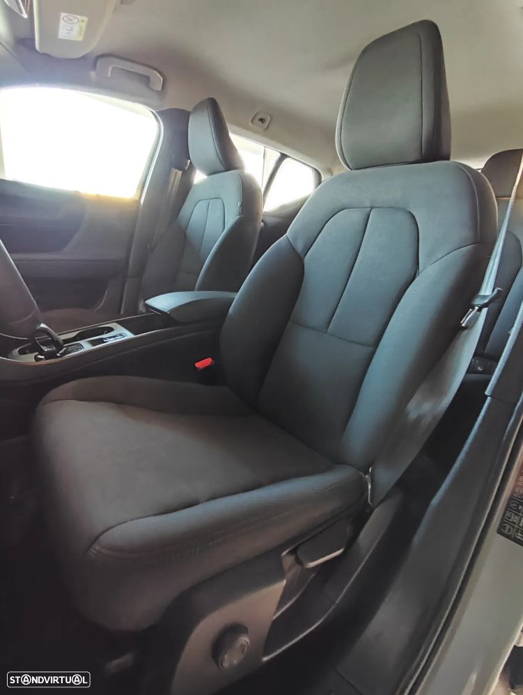 Volvo XC 40 1.5 T4 PHEV Essential - 18