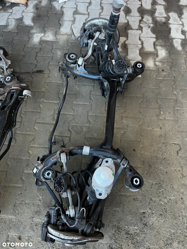 AUDI A4 B9 ZAWIESZENIE WÓZEK KOMPLET 8W0505235AE - 1