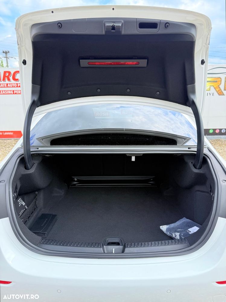 Mercedes-Benz E 220 d 9G-TRONIC Edition AVANTGARDE - 16