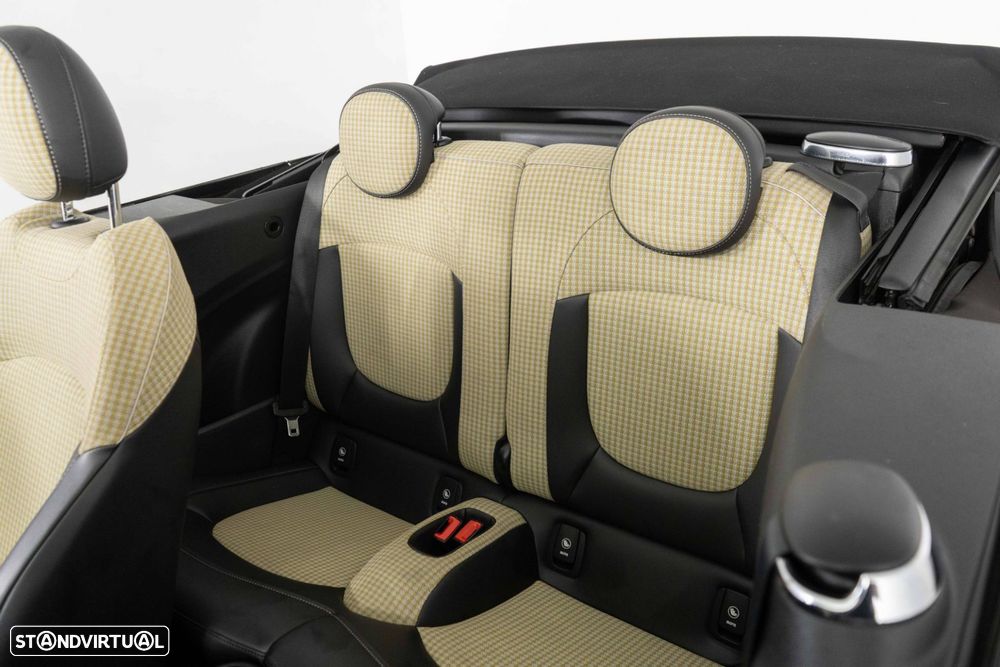 MINI Cabrio Cooper Auto - 11