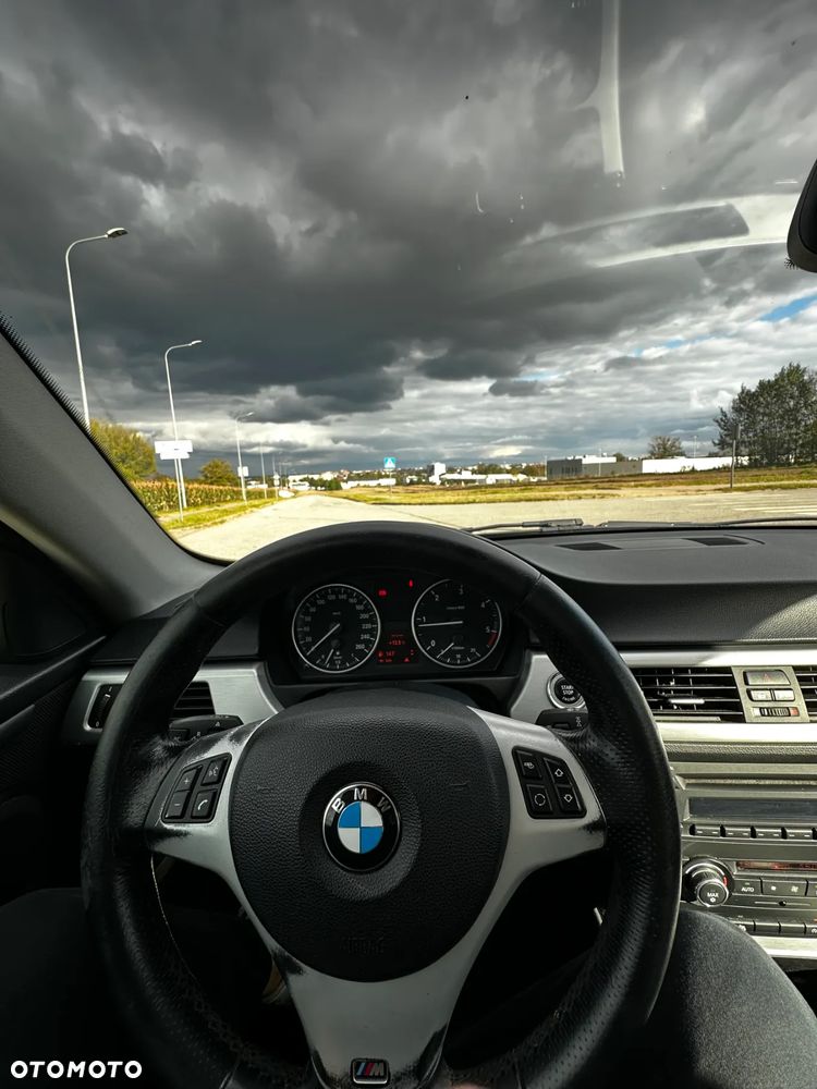 BMW Seria 3 320d - 11