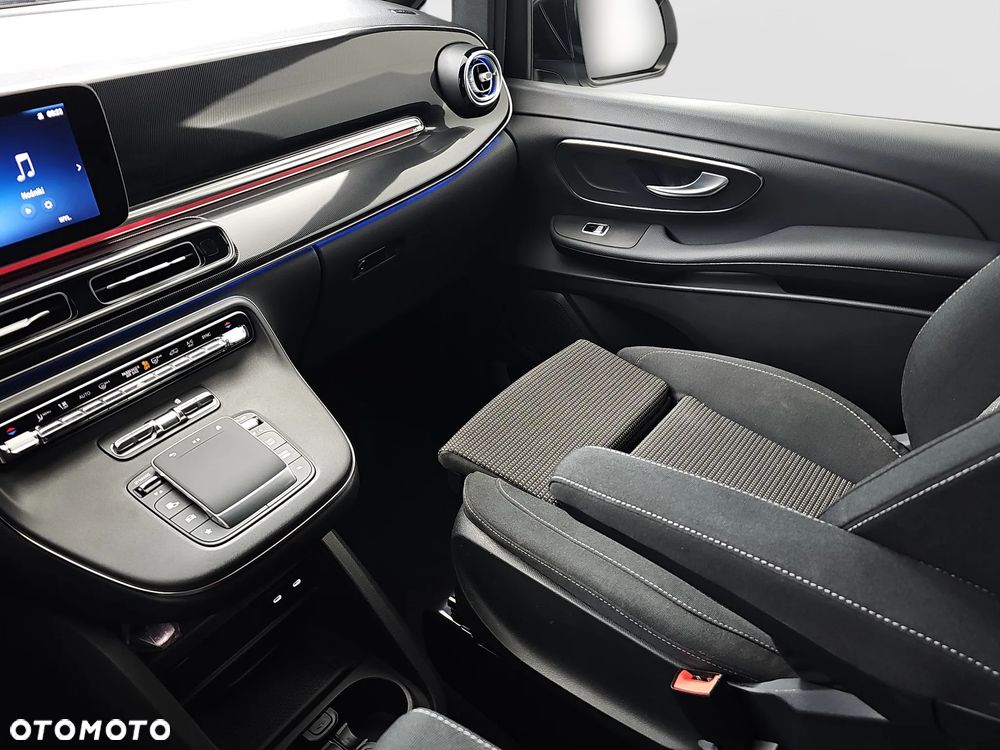 Mercedes-Benz Klasa V 250 d 4-Matic Avantgarde 9G-Tronic (d³ugi) - 17
