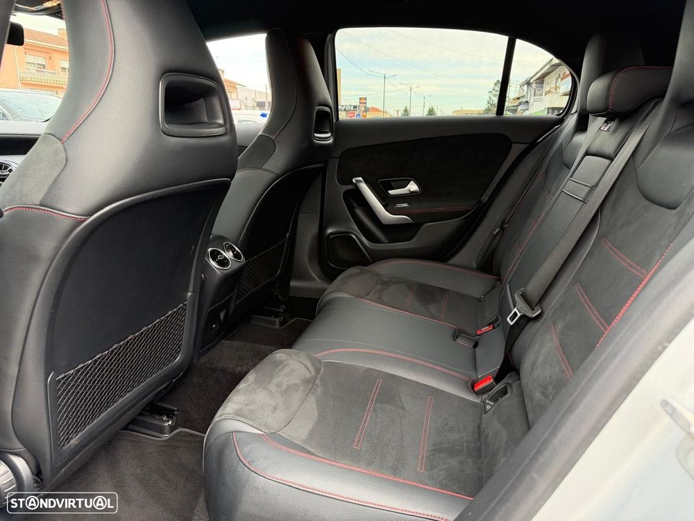 Mercedes-Benz A 250 e AMG Line - 10