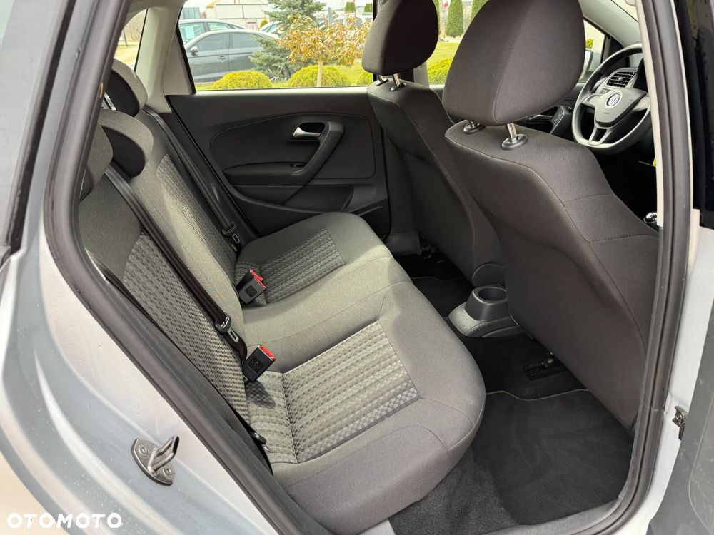 Volkswagen Polo - 23