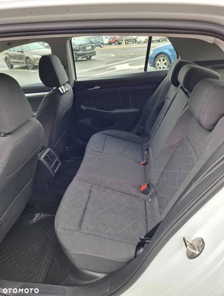 Volkswagen Golf - 18