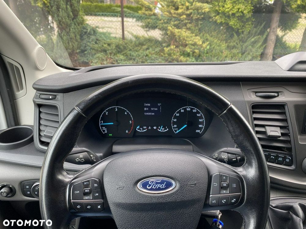 Ford Transit - 22