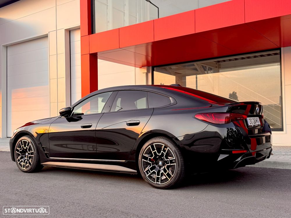 BMW i4 eDrive40 Pack Desportivo M Pro - 14
