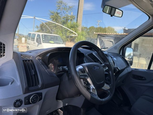 Ford Transit - 12
