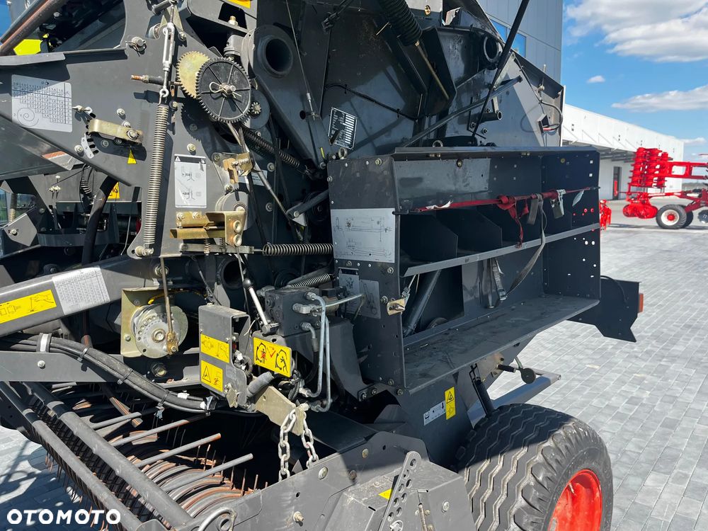 Claas VARIANT 350 - 25