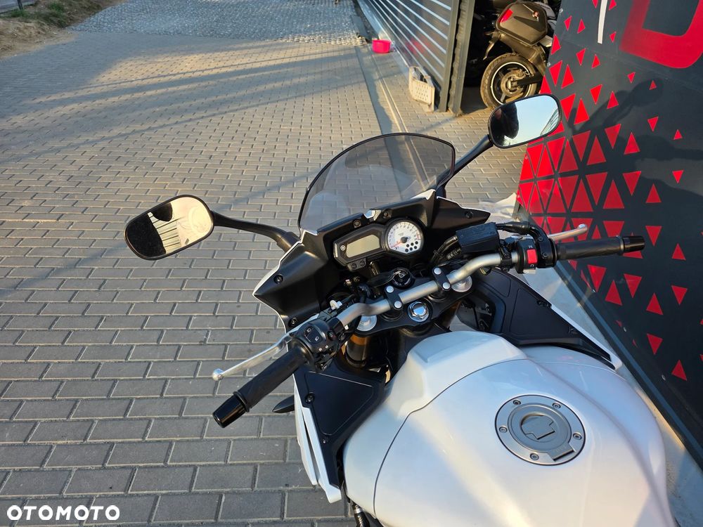 Yamaha FZ8 - 34
