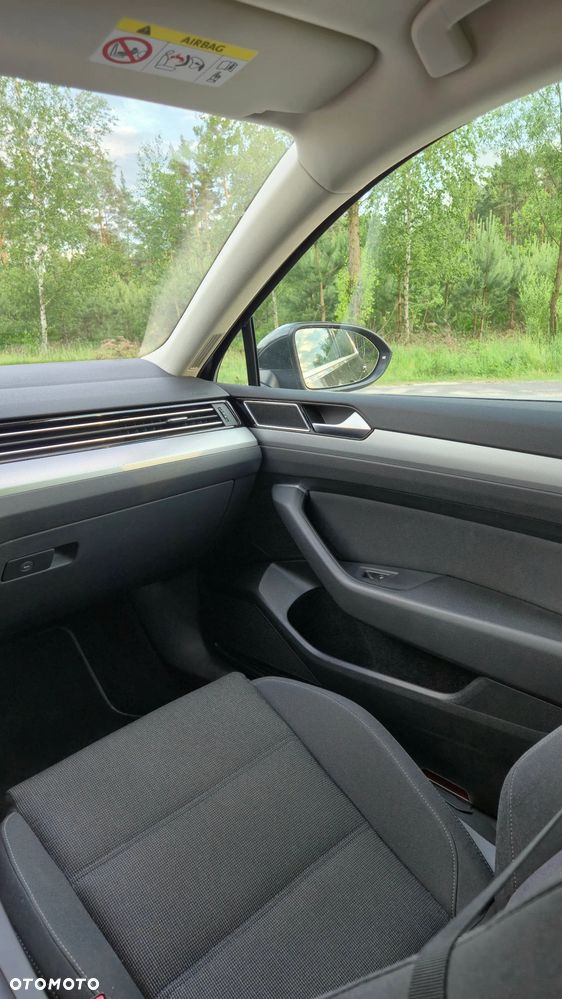 Volkswagen Passat 2.0 TDI BMT Comfortline - 15