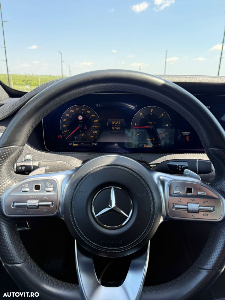Mercedes-Benz S - 10