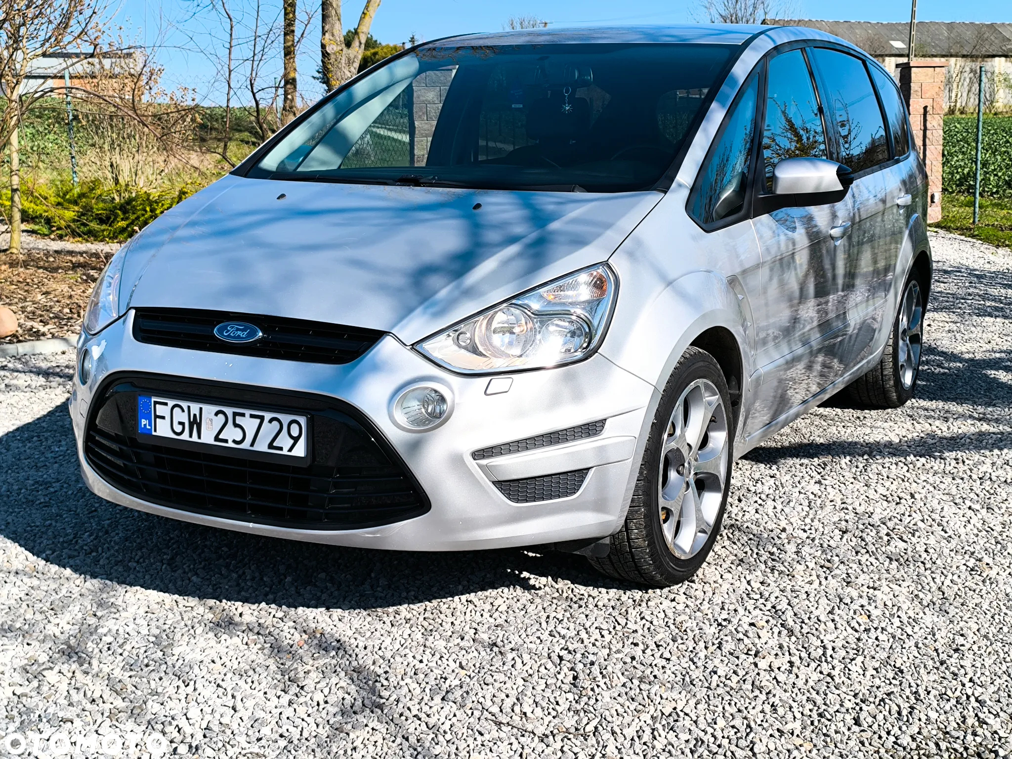 Ford S-Max - 17