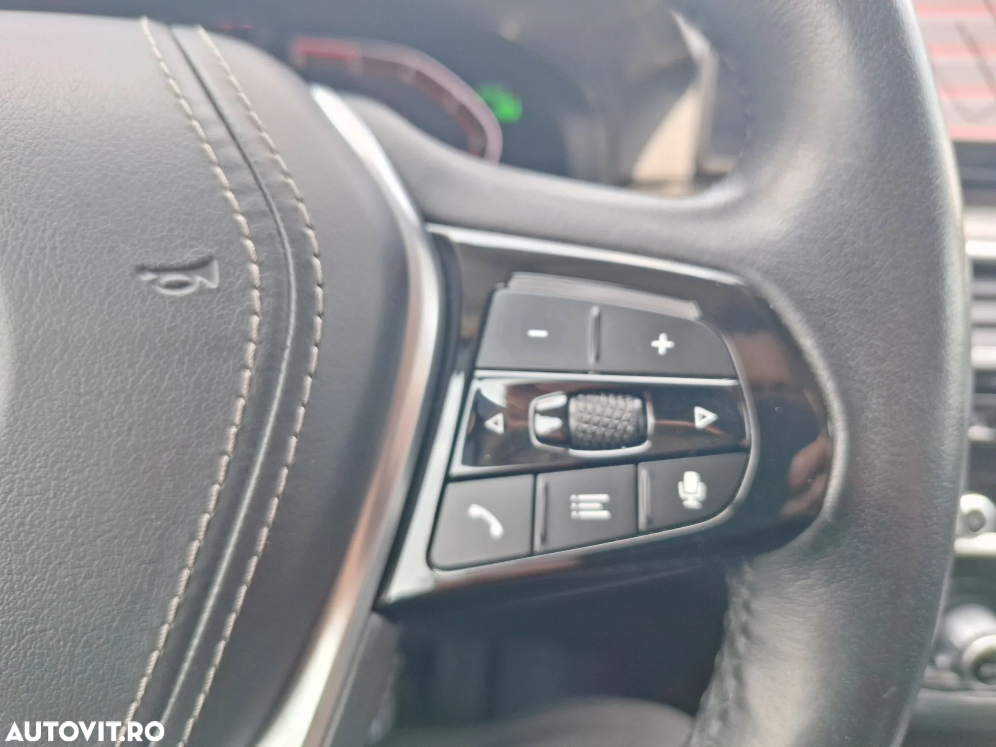 BMW Seria 5 530d xDrive AT MHEV - 19