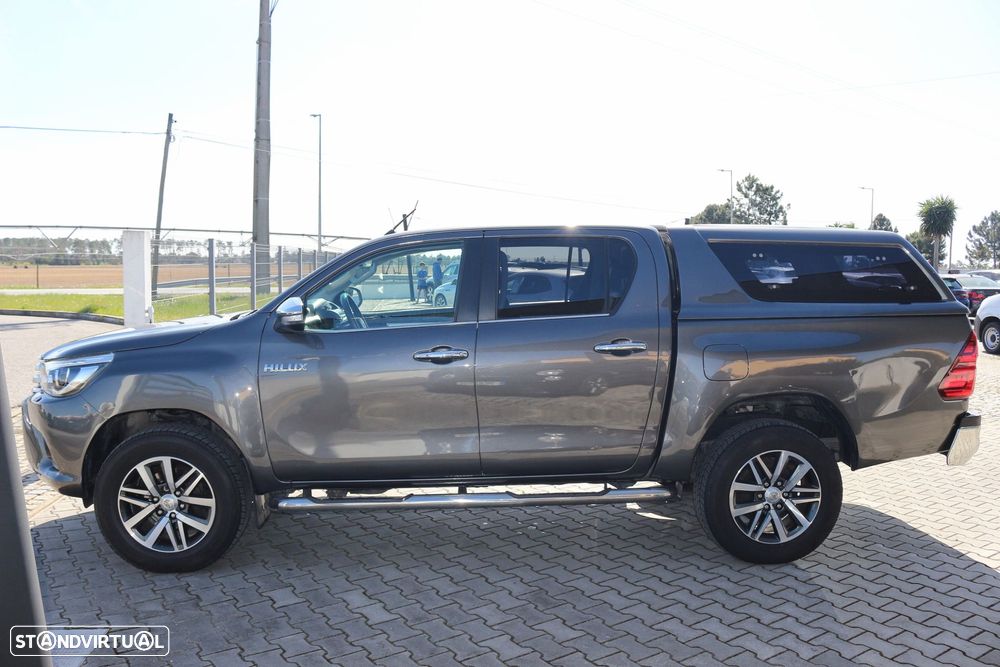 Toyota Hilux 2.4 D-4D 4WD Tracker - 13