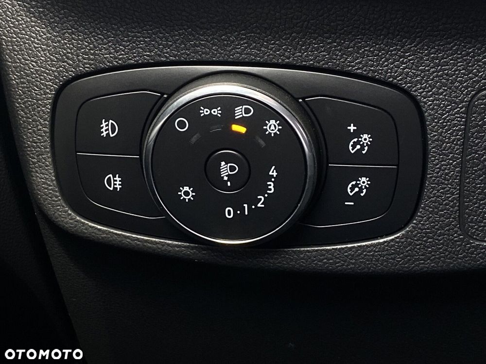 Ford Focus 1.0 EcoBoost mHEV ST-Line X - 22