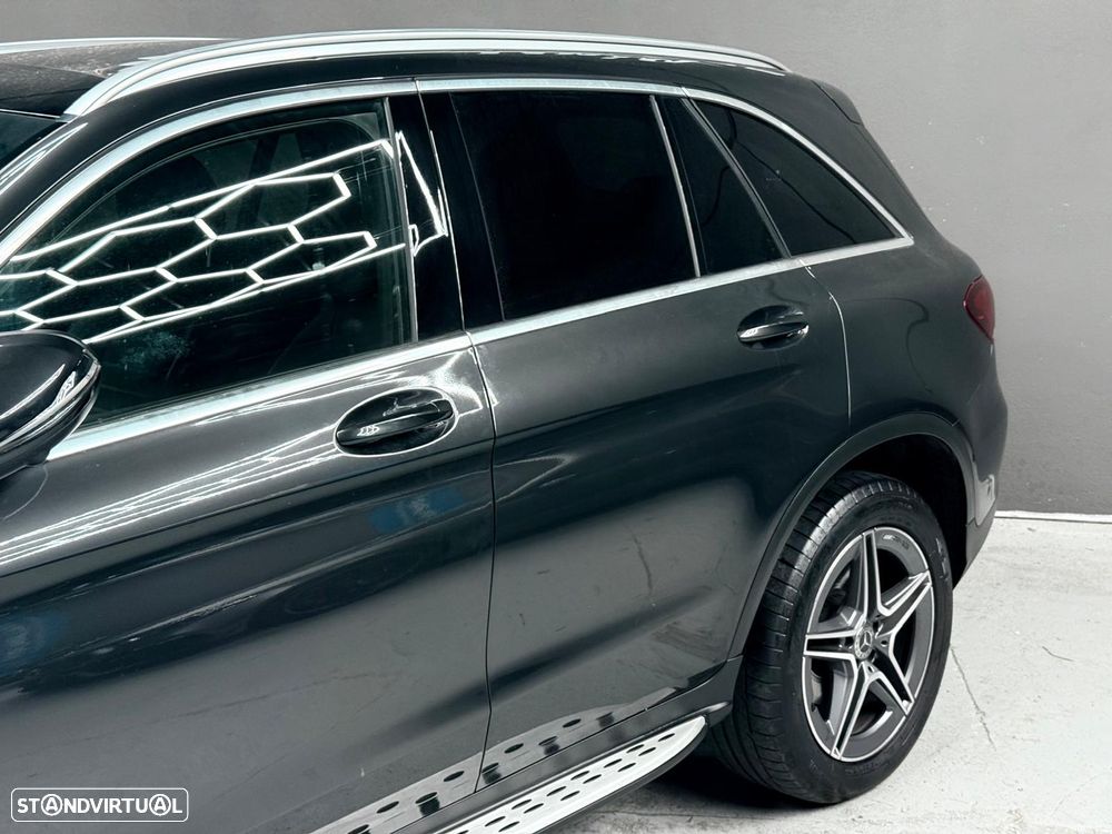 Mercedes-Benz GLC 300 de 4Matic 9G-TRONIC AMG Line - 28